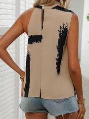 Ärmellose Bluse mit Wasserfallausschnitt