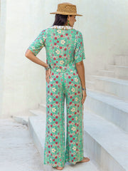 Bedrucktes Halbarm-Top und weite Hose Set