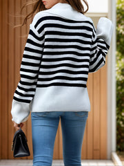Gestreifter Langarm-Pullover mit Kragen