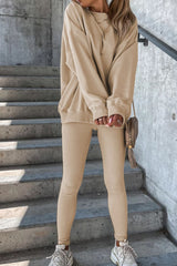 Set aus Sweatshirt mit Rundhalsausschnitt, überschnittenen Schultern und Hose