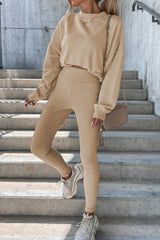 Set aus Sweatshirt mit Rundhalsausschnitt, überschnittenen Schultern und Hose