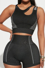 Asymmetrisches, gestreiftes Tanktop und Shorts Aktiv-Set