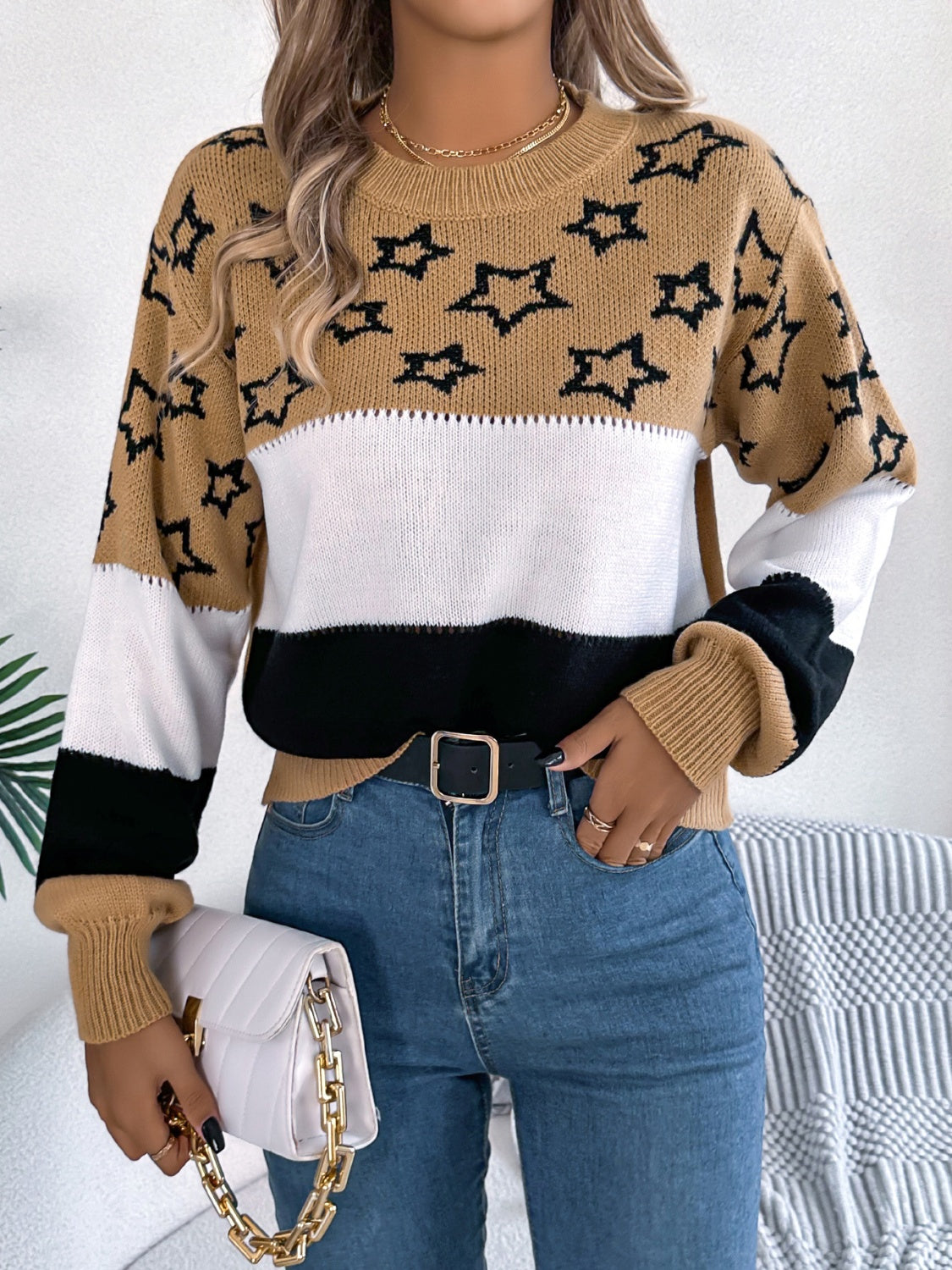 Pullover mit Stern-Kontrast und Rundhalsausschnitt