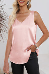 Einfaches V-Neck-Tanktop mit breiten Trägern