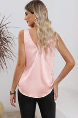 Einfaches V-Neck-Tanktop mit breiten Trägern